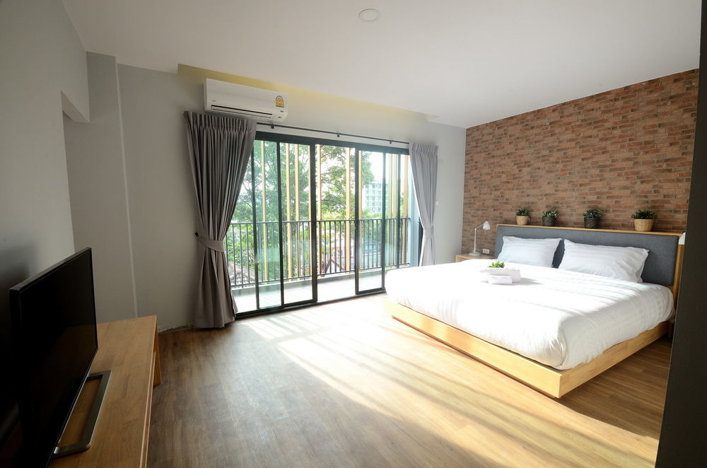 Nest By Sangob Hotel Bangkok Exterior photo