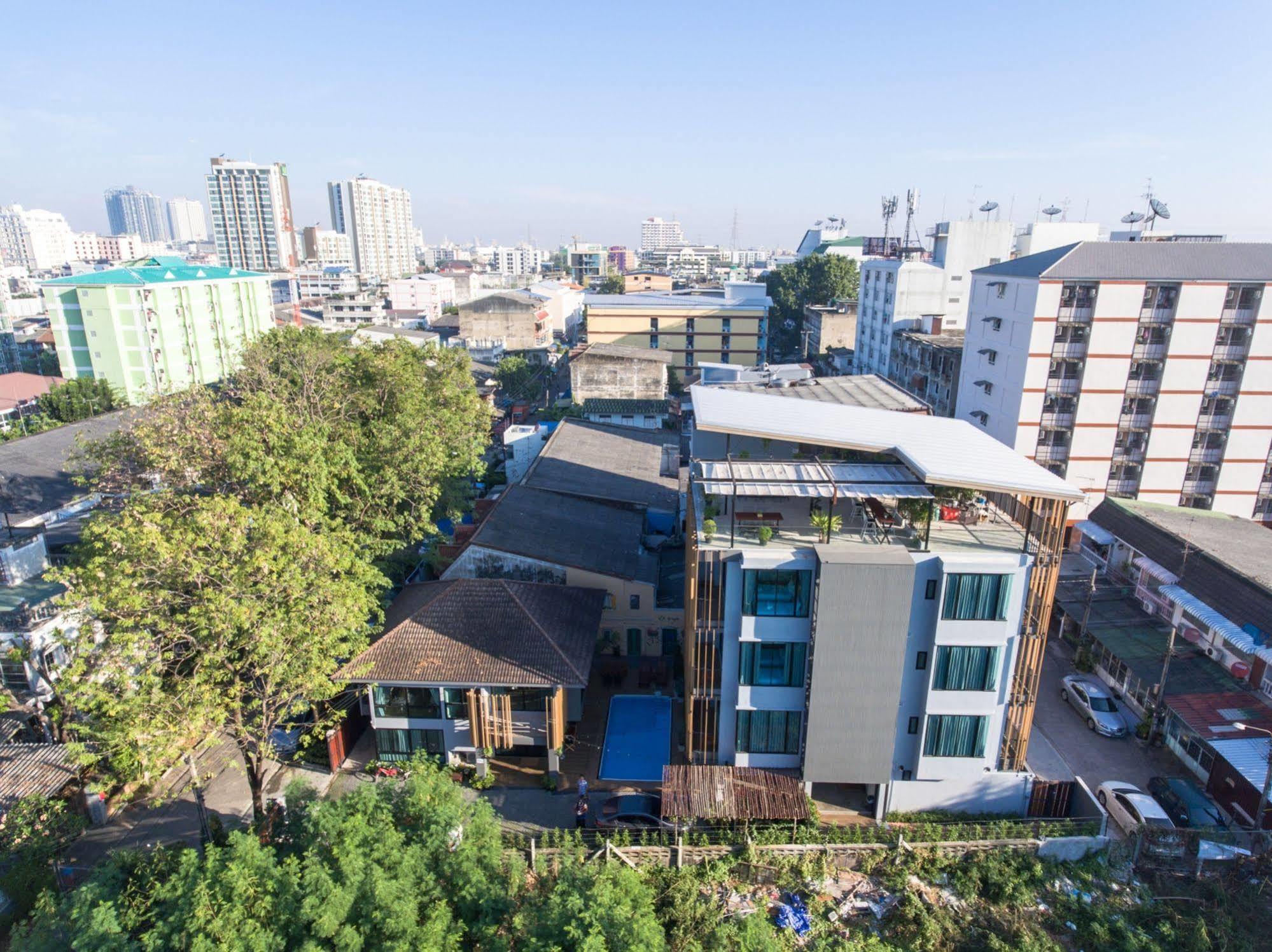 Nest By Sangob Hotel Bangkok Exterior photo