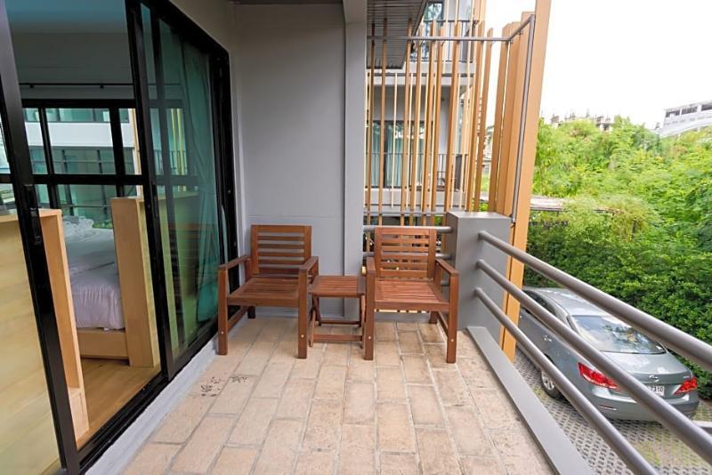 Nest By Sangob Hotel Bangkok Exterior photo