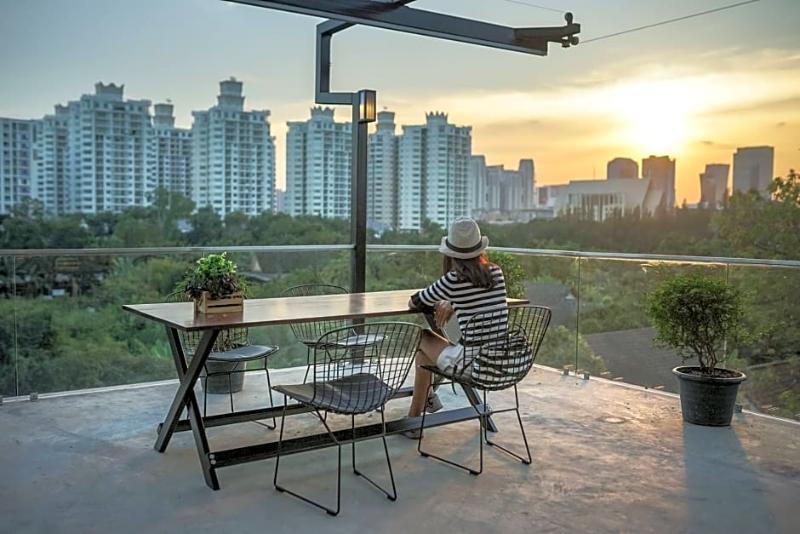 Nest By Sangob Hotel Bangkok Exterior photo