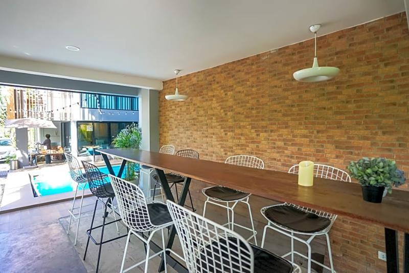 Nest By Sangob Hotel Bangkok Exterior photo